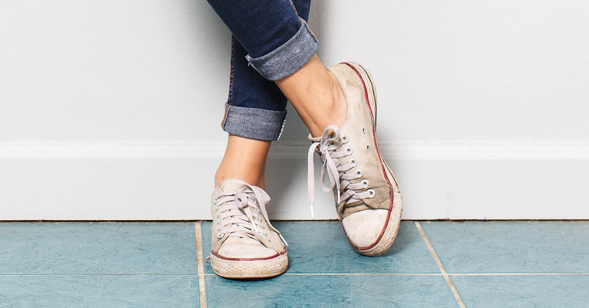 How To Clean Converse Shoes How to Wash Converse Sneakers