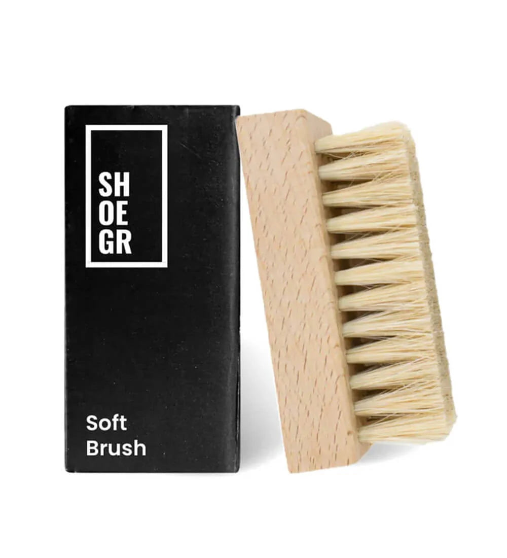 SHOEGR Soft shoe cleaning brush with wooden handle – gentle bristles